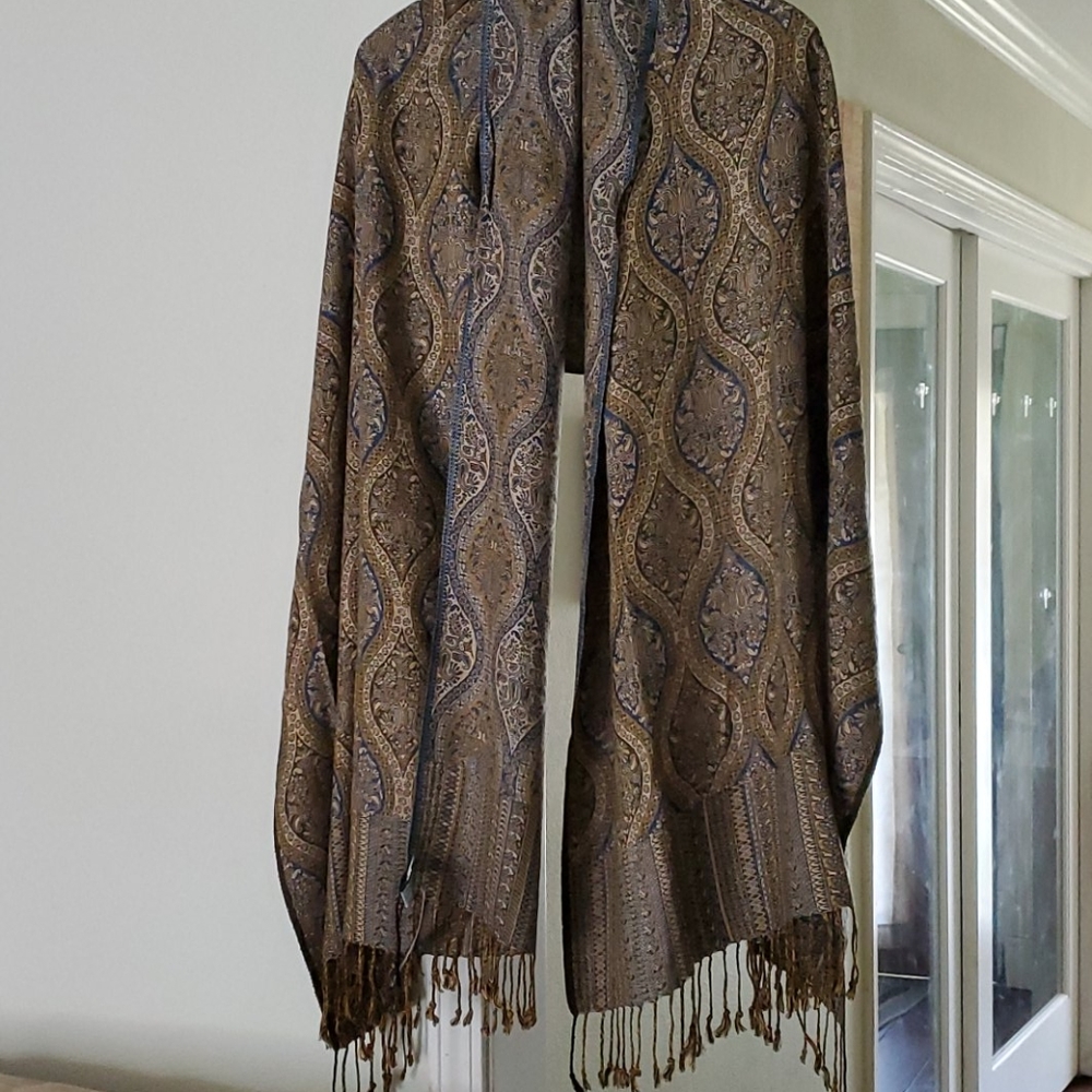 Sara Jane scarf